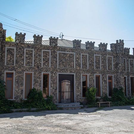 Fish Hotel Akhalkalaki Εξωτερικό φωτογραφία