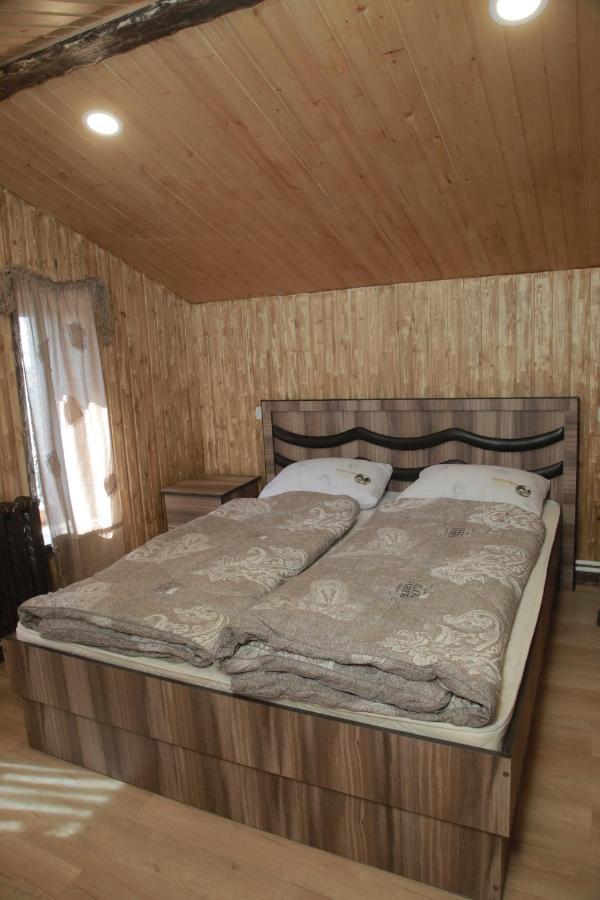 Fish Hotel Akhalkalaki Εξωτερικό φωτογραφία