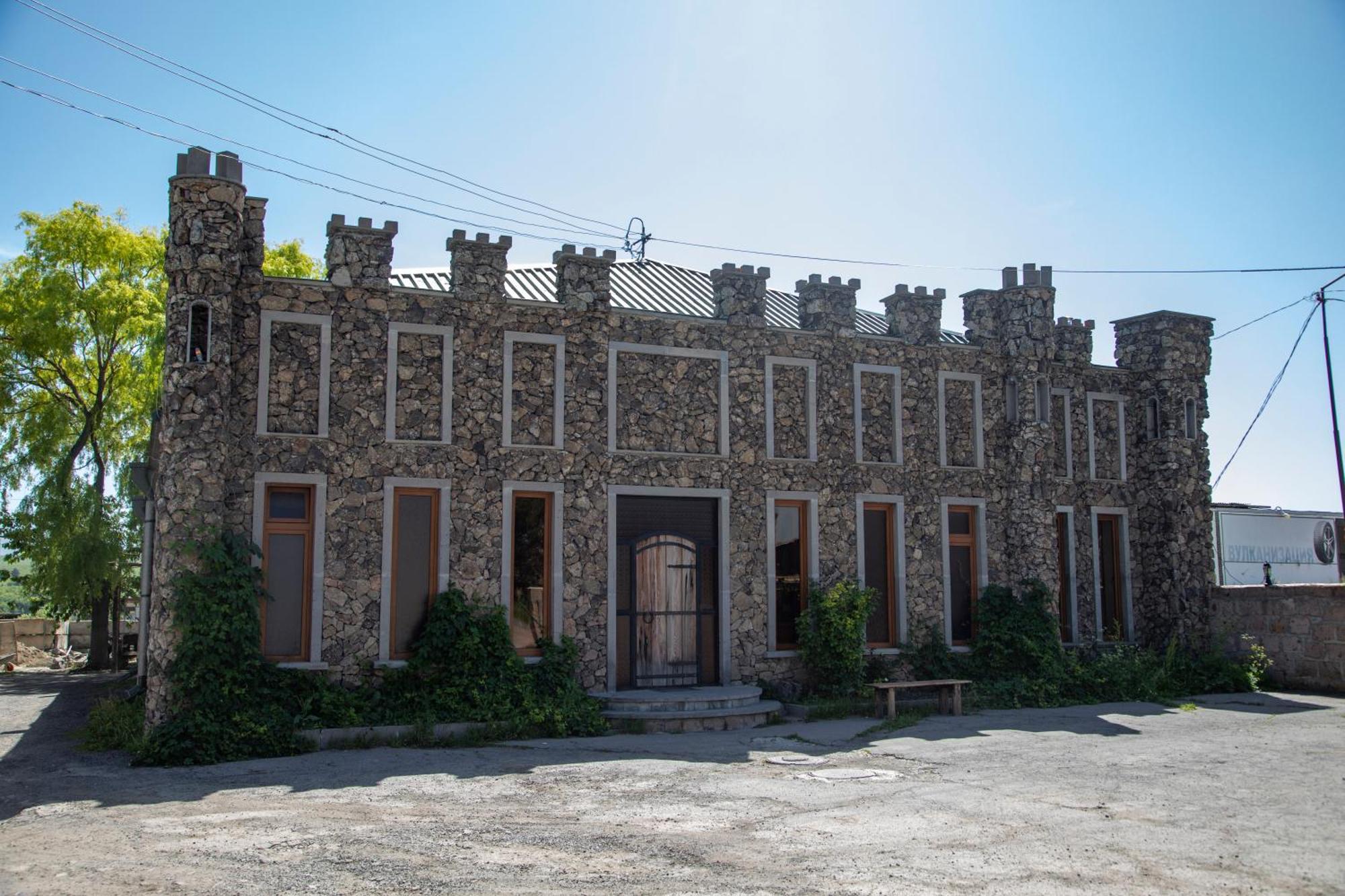 Fish Hotel Akhalkalaki Εξωτερικό φωτογραφία