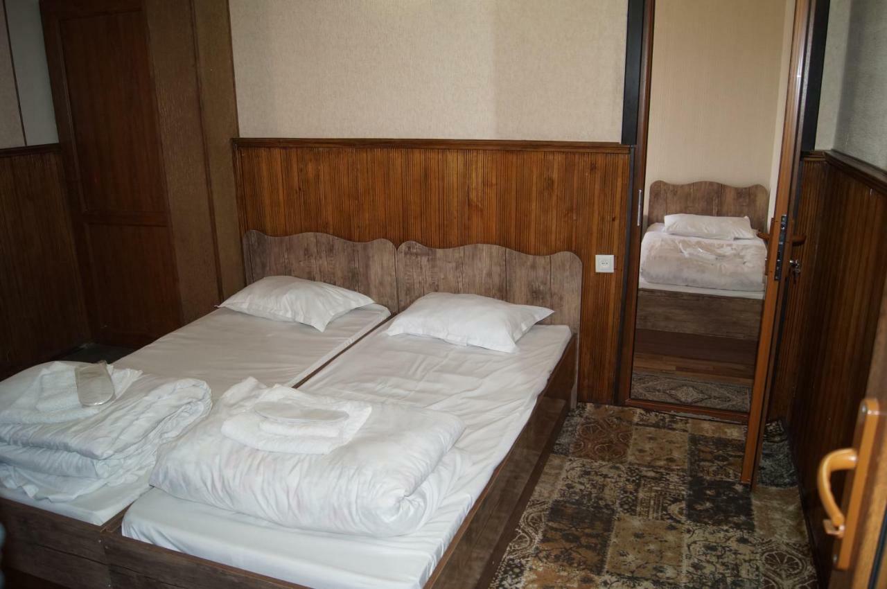 Fish Hotel Akhalkalaki Εξωτερικό φωτογραφία